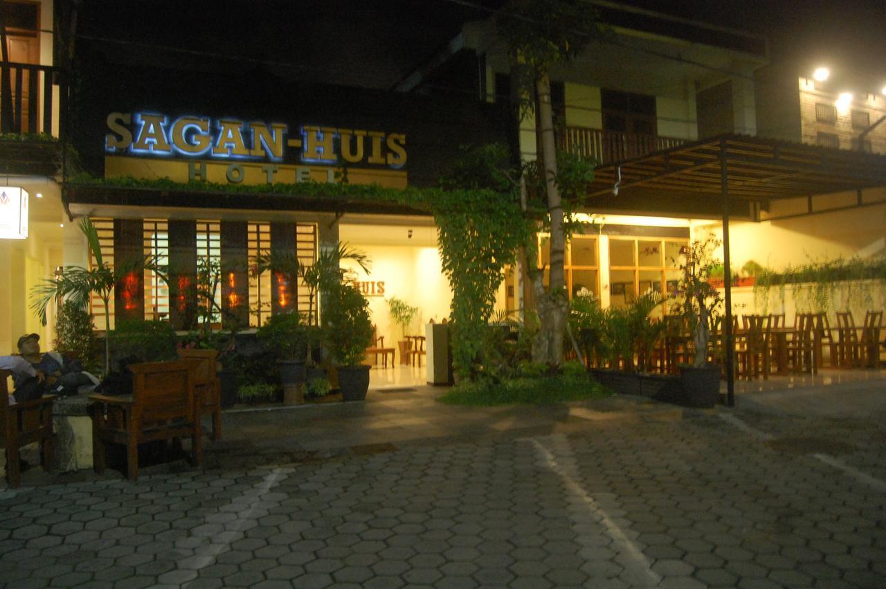 Sagan Huis Hotel Yogyakarta Exterior photo