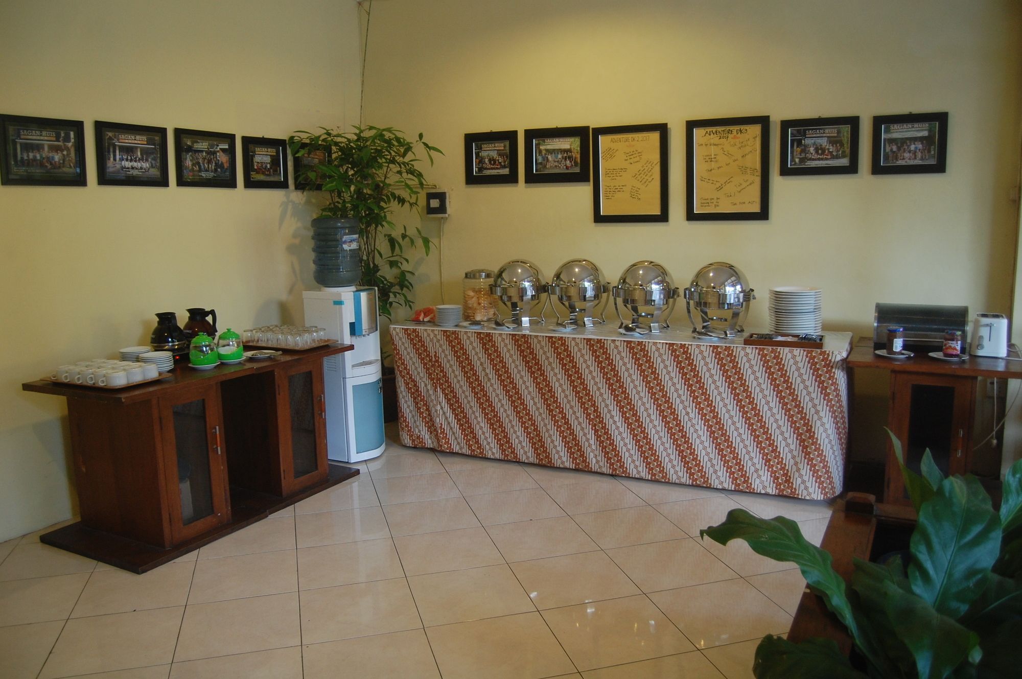 Sagan Huis Hotel Yogyakarta Exterior photo