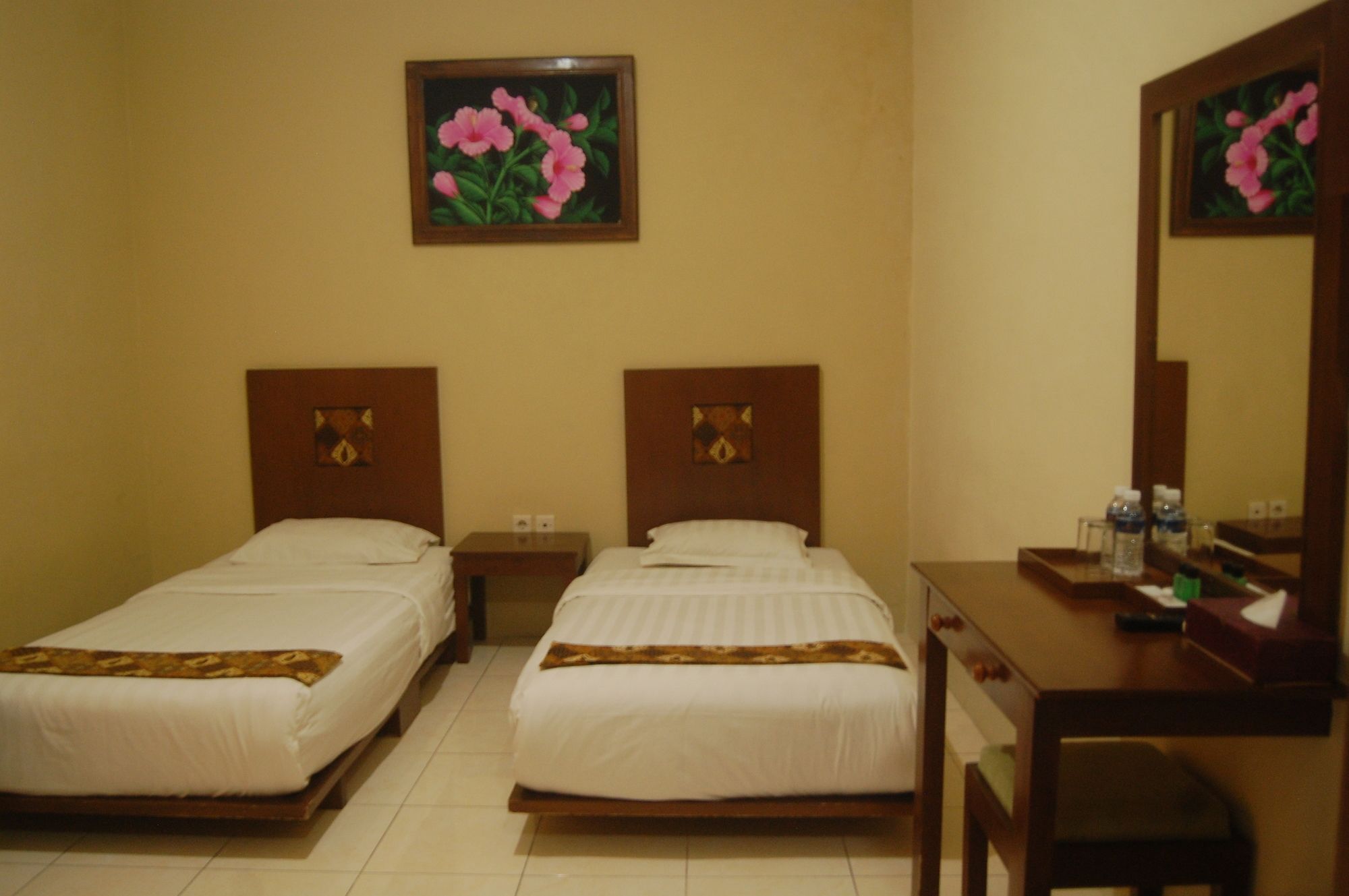 Sagan Huis Hotel Yogyakarta Exterior photo