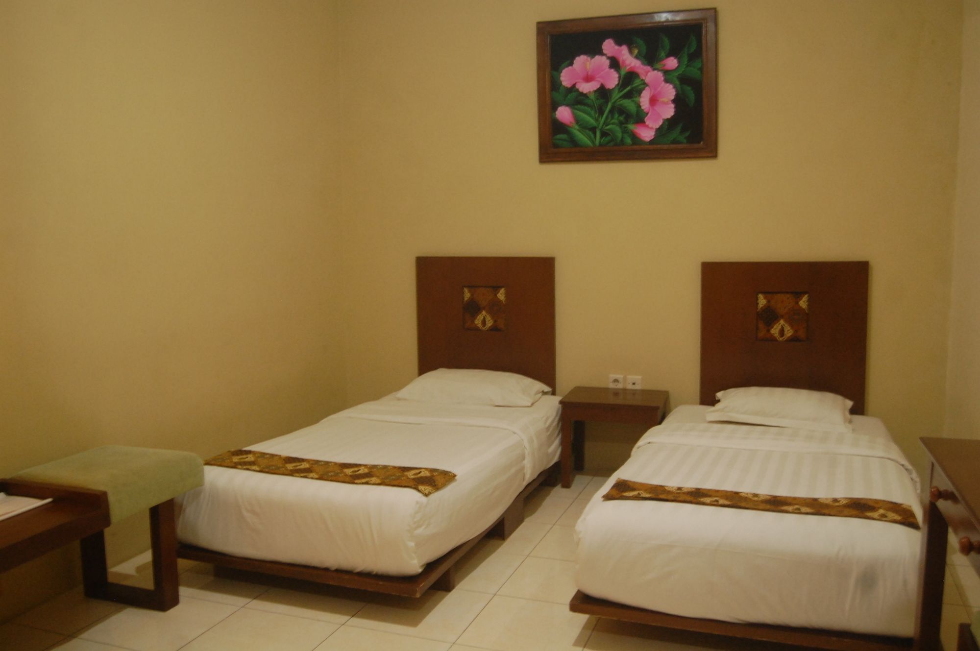 Sagan Huis Hotel Yogyakarta Exterior photo