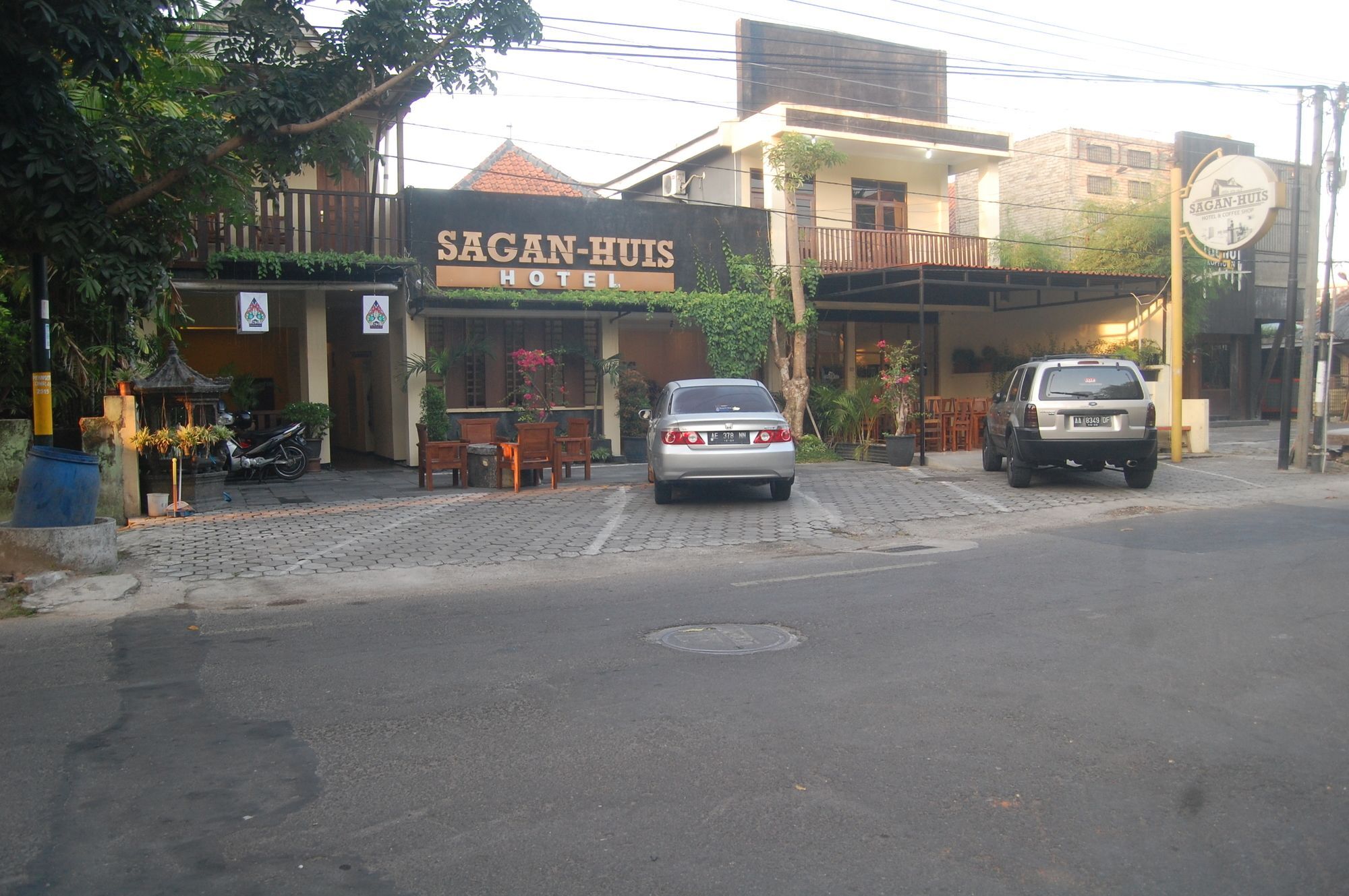 Sagan Huis Hotel Yogyakarta Exterior photo